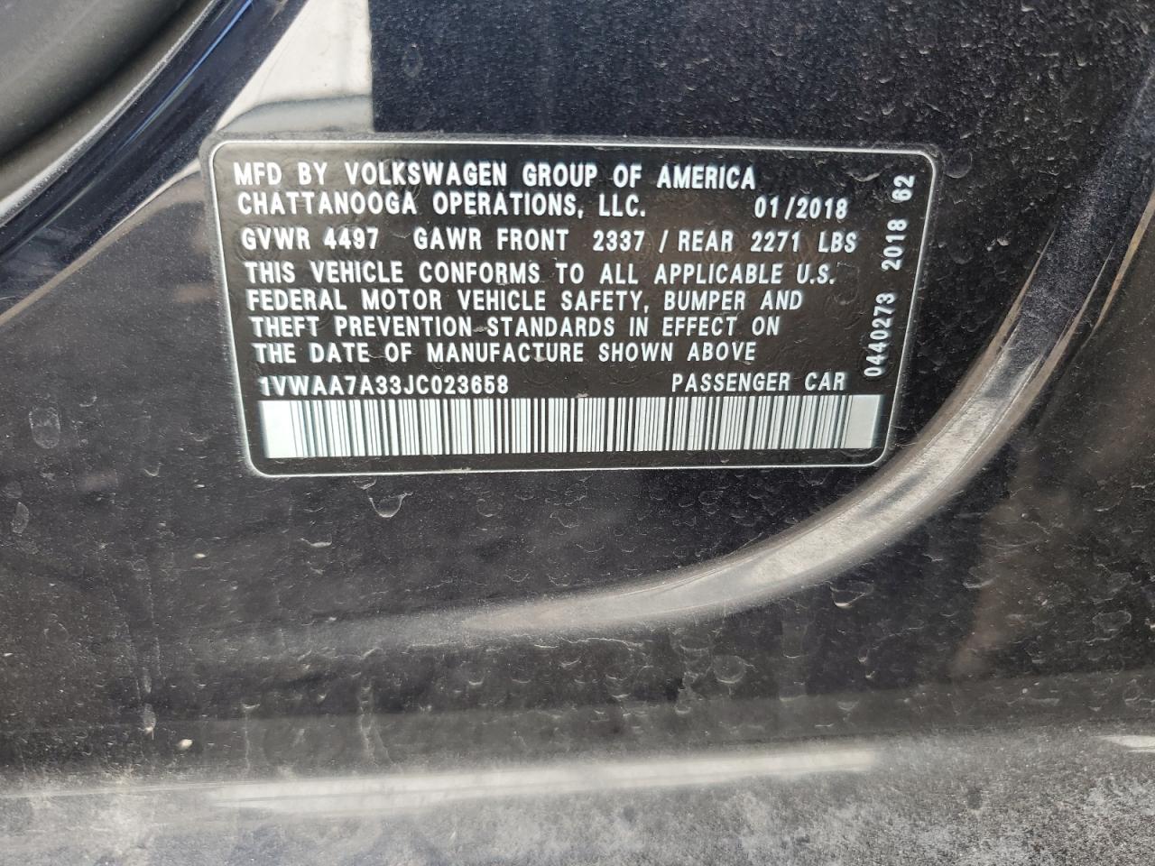 2018 Volkswagen Passat - Image 12