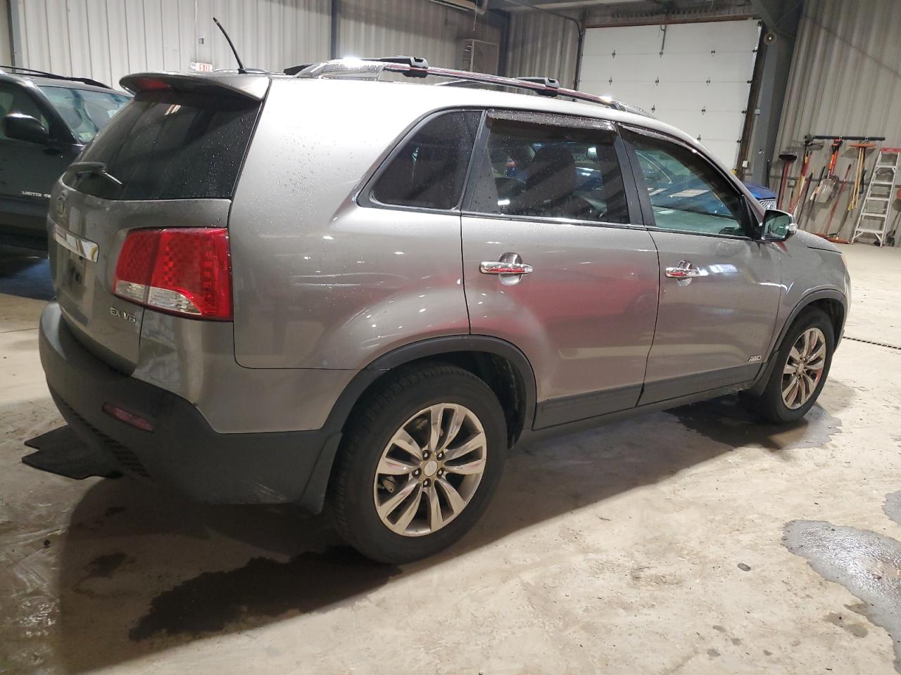 2011 Kia Sorento - Image 3