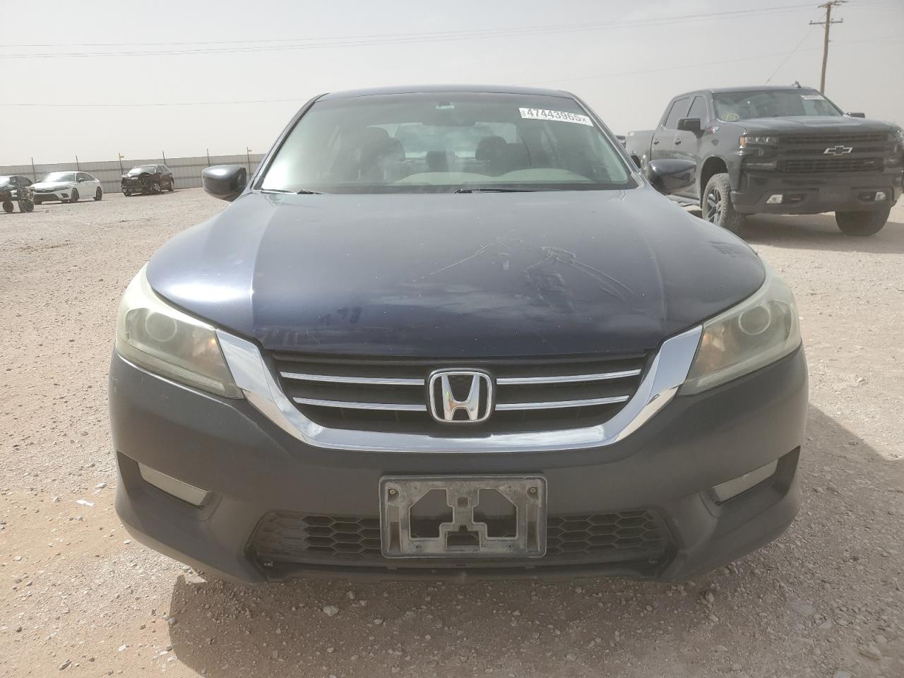 2015 Honda Accord - Image 5