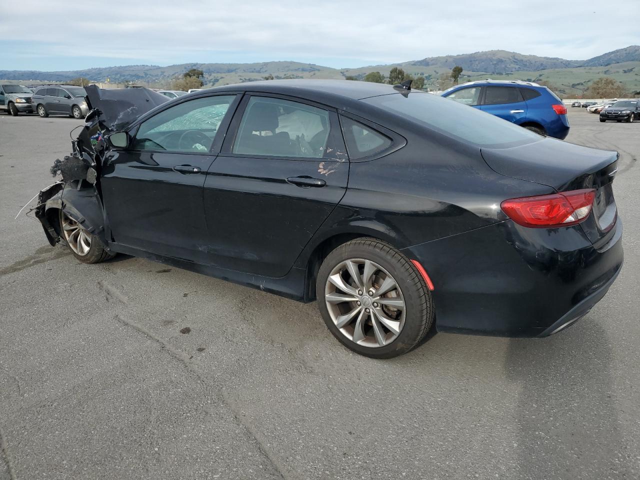 2015 Chrysler 200 - Image 2