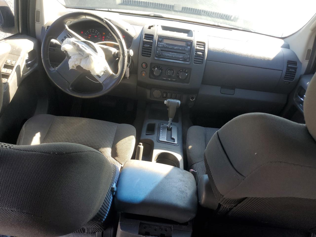 2005 Nissan Navara (Frontier) - Image 8