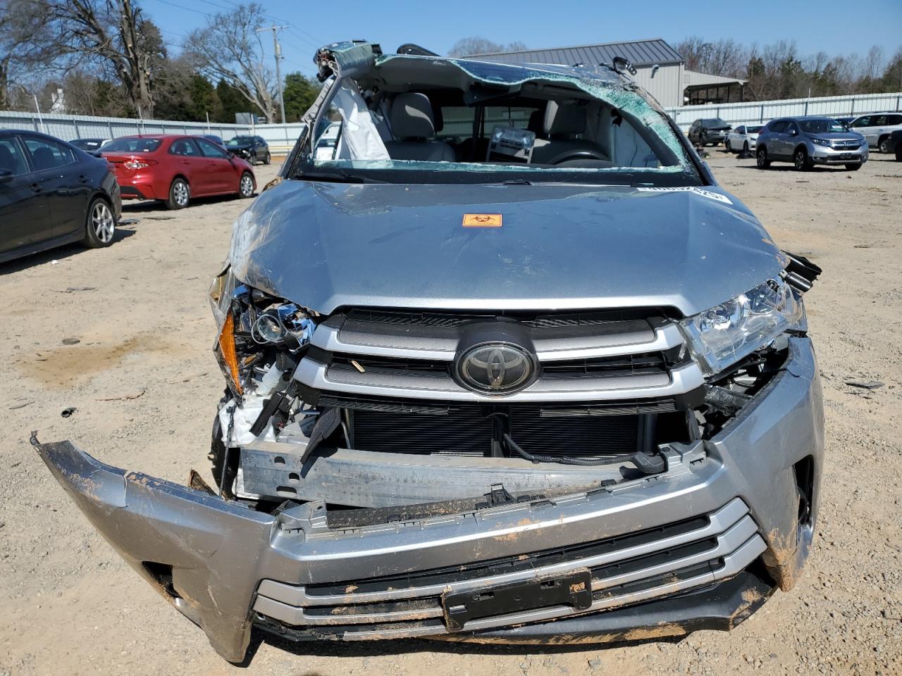 2019 Toyota Highlander - Image 5