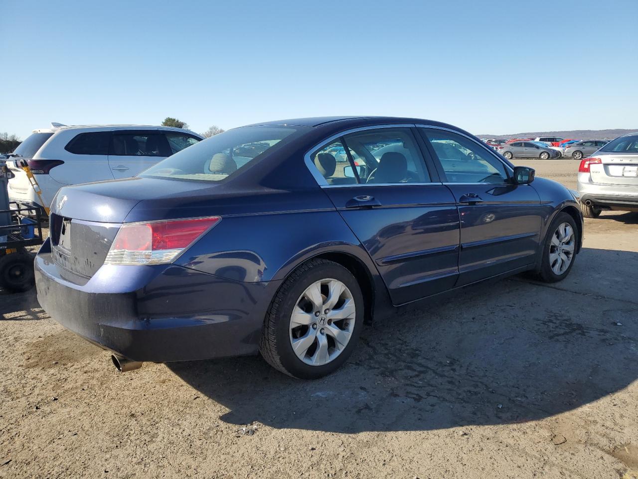 2009 Honda Accord - Image 3
