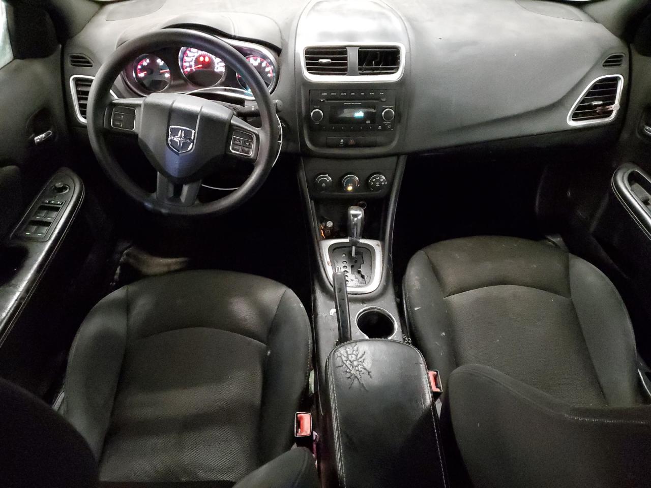 2014 Dodge Avenger - Image 8