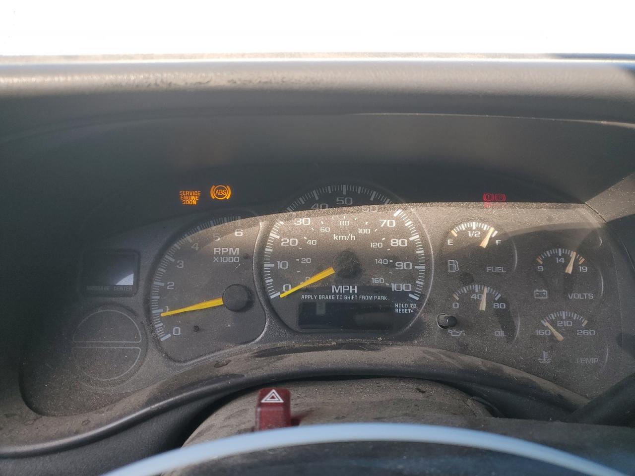 2001 GMC Sierra - Image 9