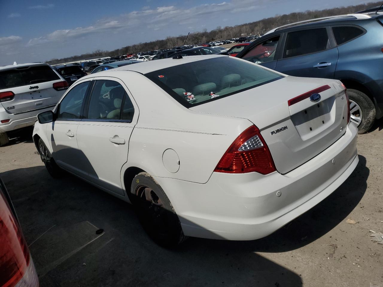 2010 Ford Fusion - Image 2