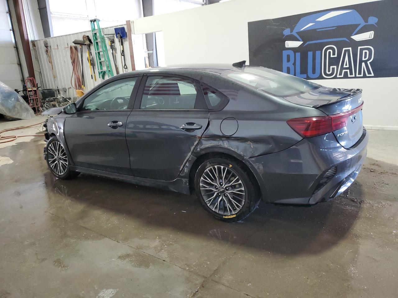 2023 Kia Forte - Image 2