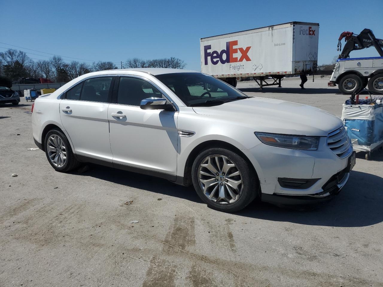 2013 Ford Taurus - Image 4