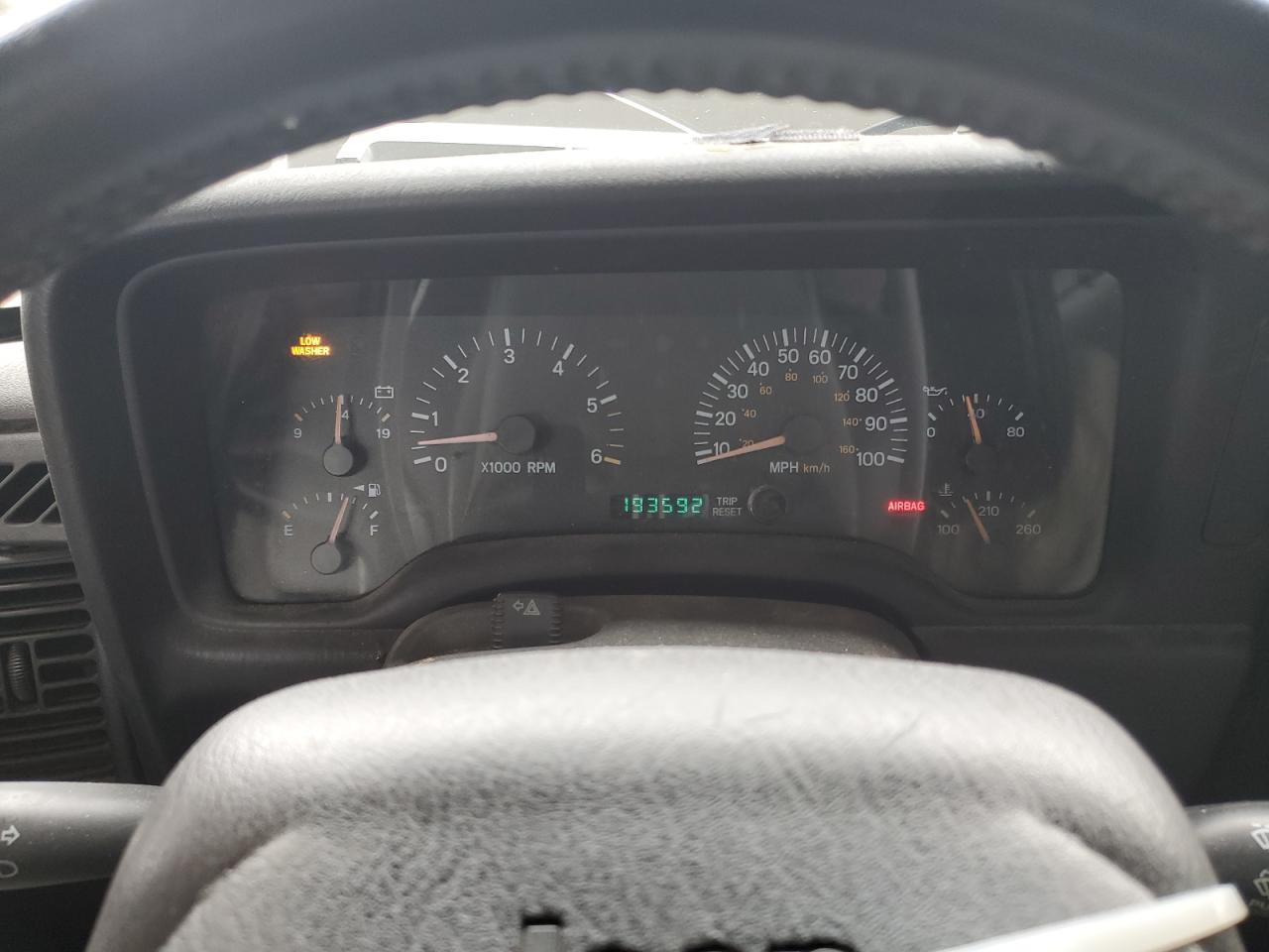 2000 Jeep Cherokee Sport VIN: 1J4FF48S1YL224808 Lot: 50600595