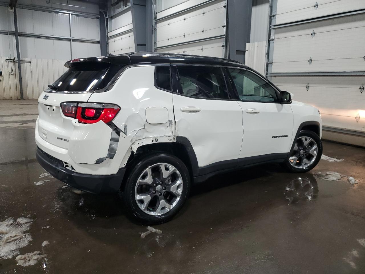 2019 Jeep Compass - Image 3