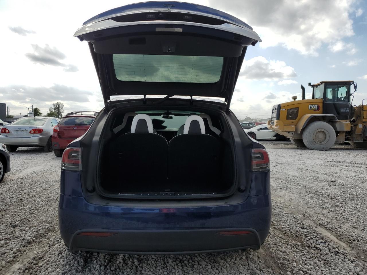 2021 Tesla Model X VIN: 5YJXCBE49MF322768 Lot: 48588175