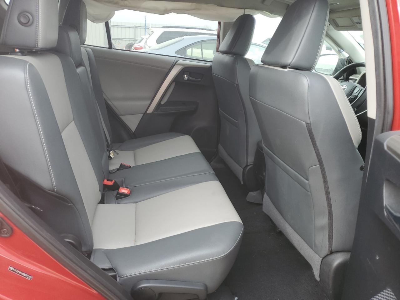 2013 Toyota RAV 4 - Image 11