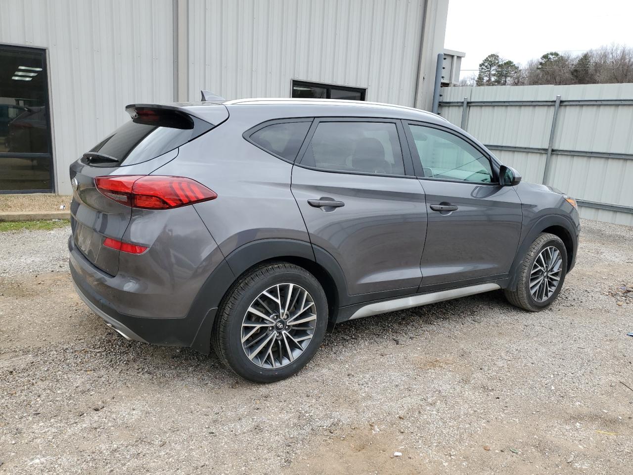 2021 Hyundai Tucson - Image 3