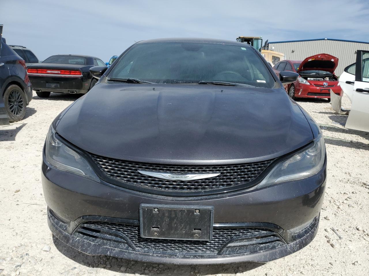 2016 Chrysler 200 - Image 5