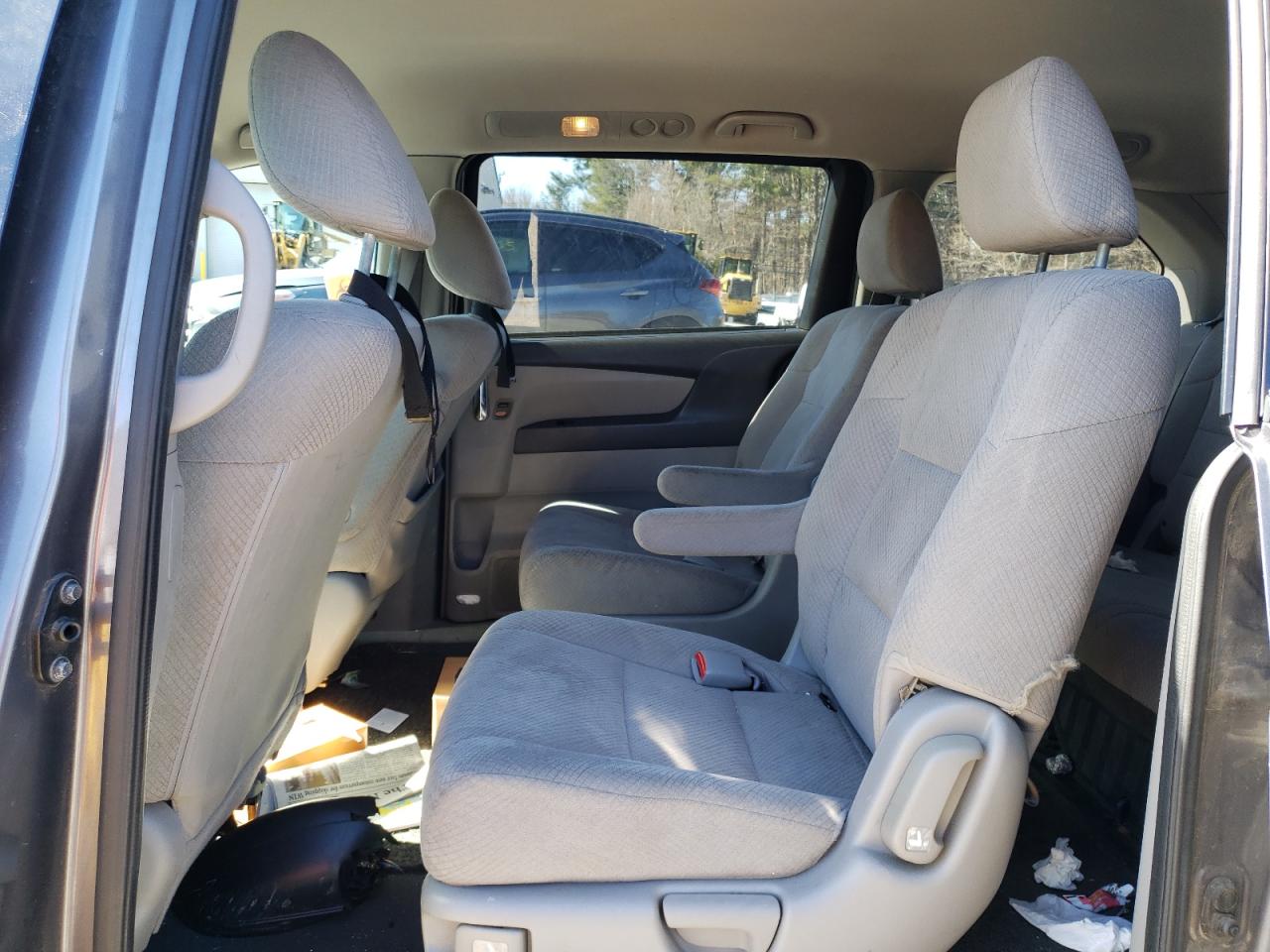 2014 Honda Odyssey - Image 11