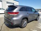 2019 Toyota Highlander Se للبيع في Cahokia Heights، IL - Minor Dent/Scratches