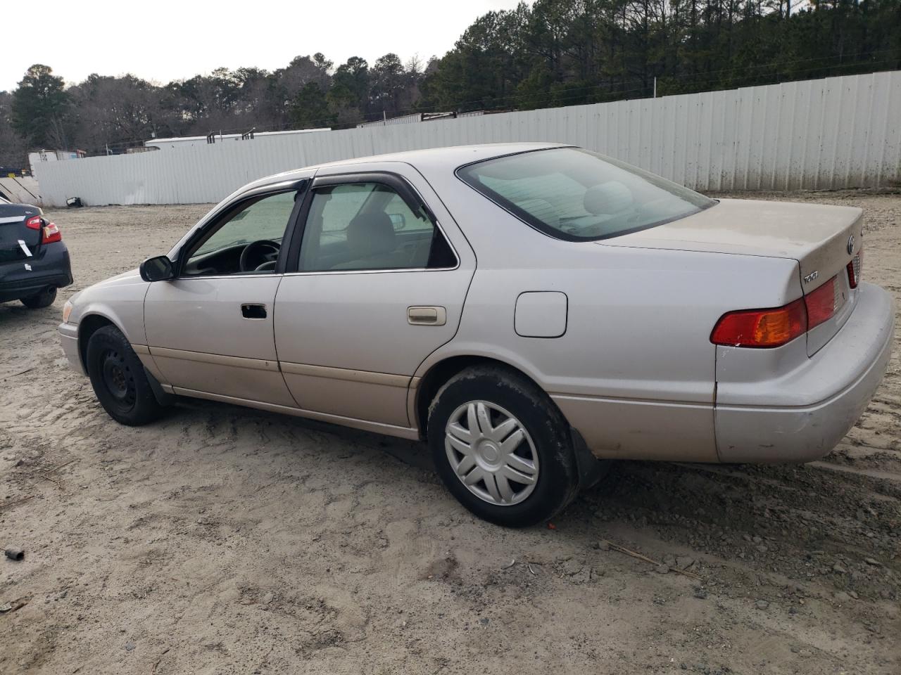 2001 Toyota Camry - Image 2