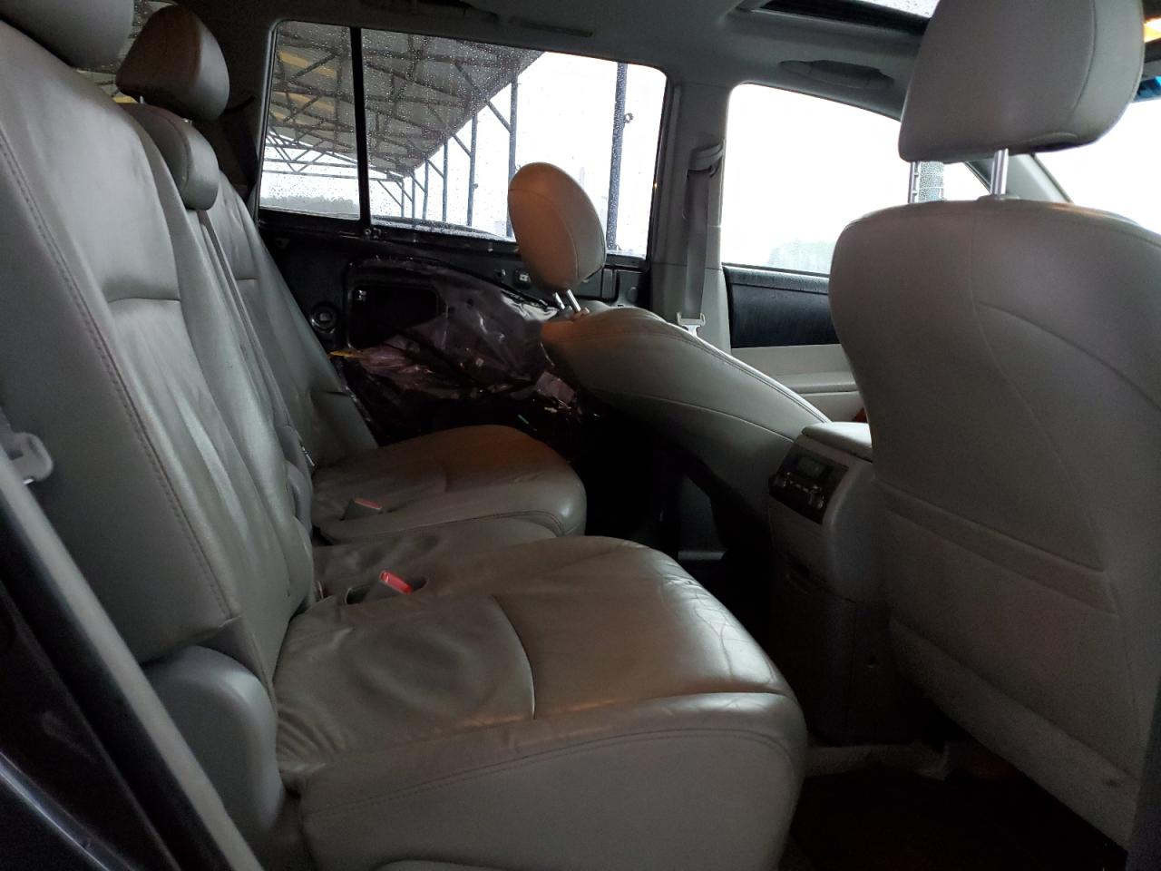 2009 Toyota Highlander - Image 11