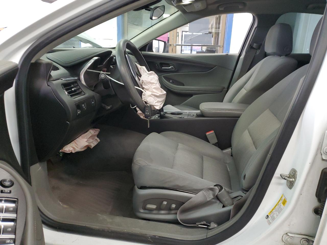 2015 Chevrolet Impala - Image 7