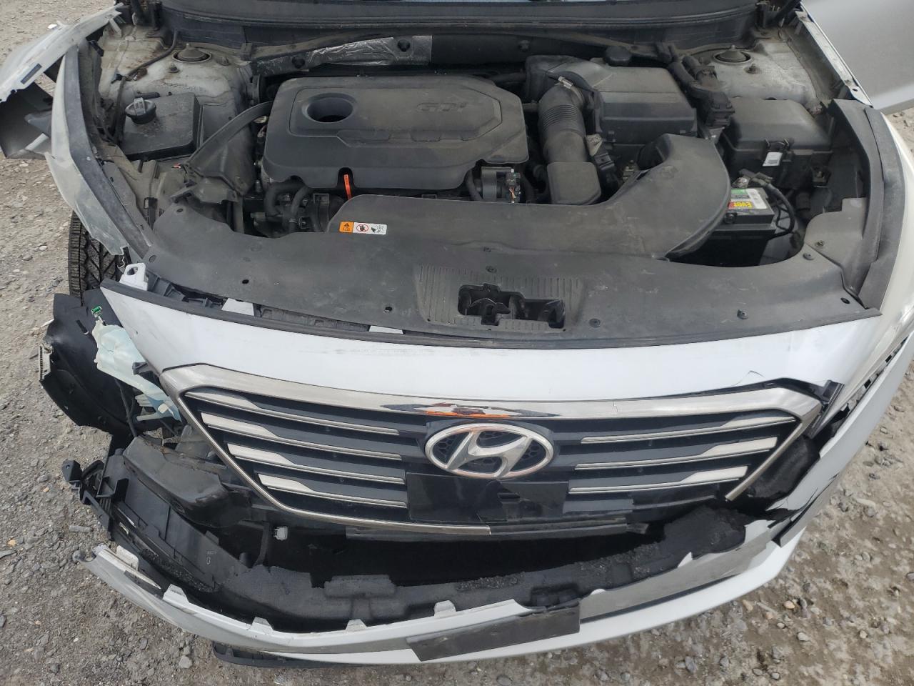 2015 Hyundai Sonata - Image 13