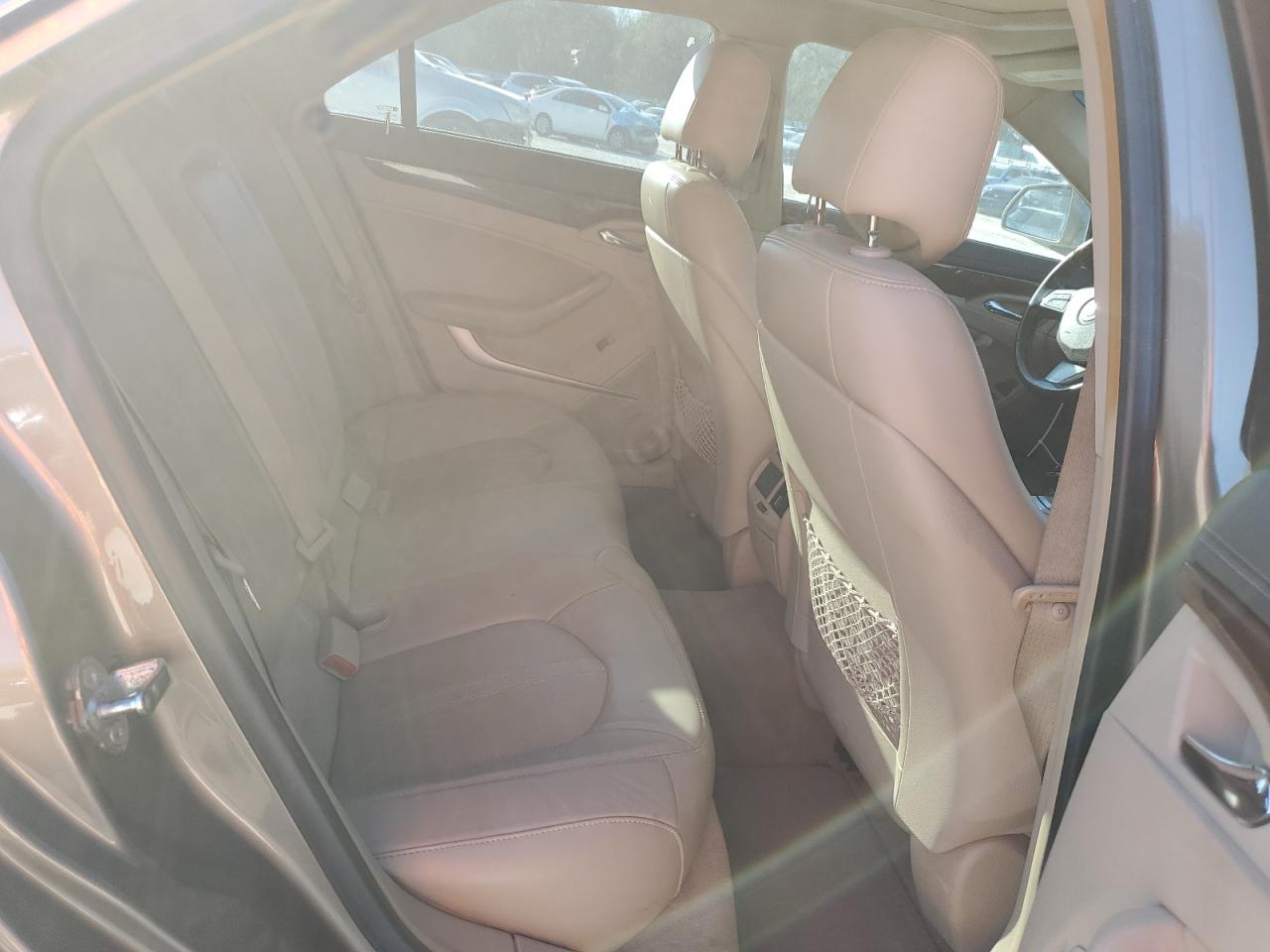 2010 Cadillac CTS - Image 11