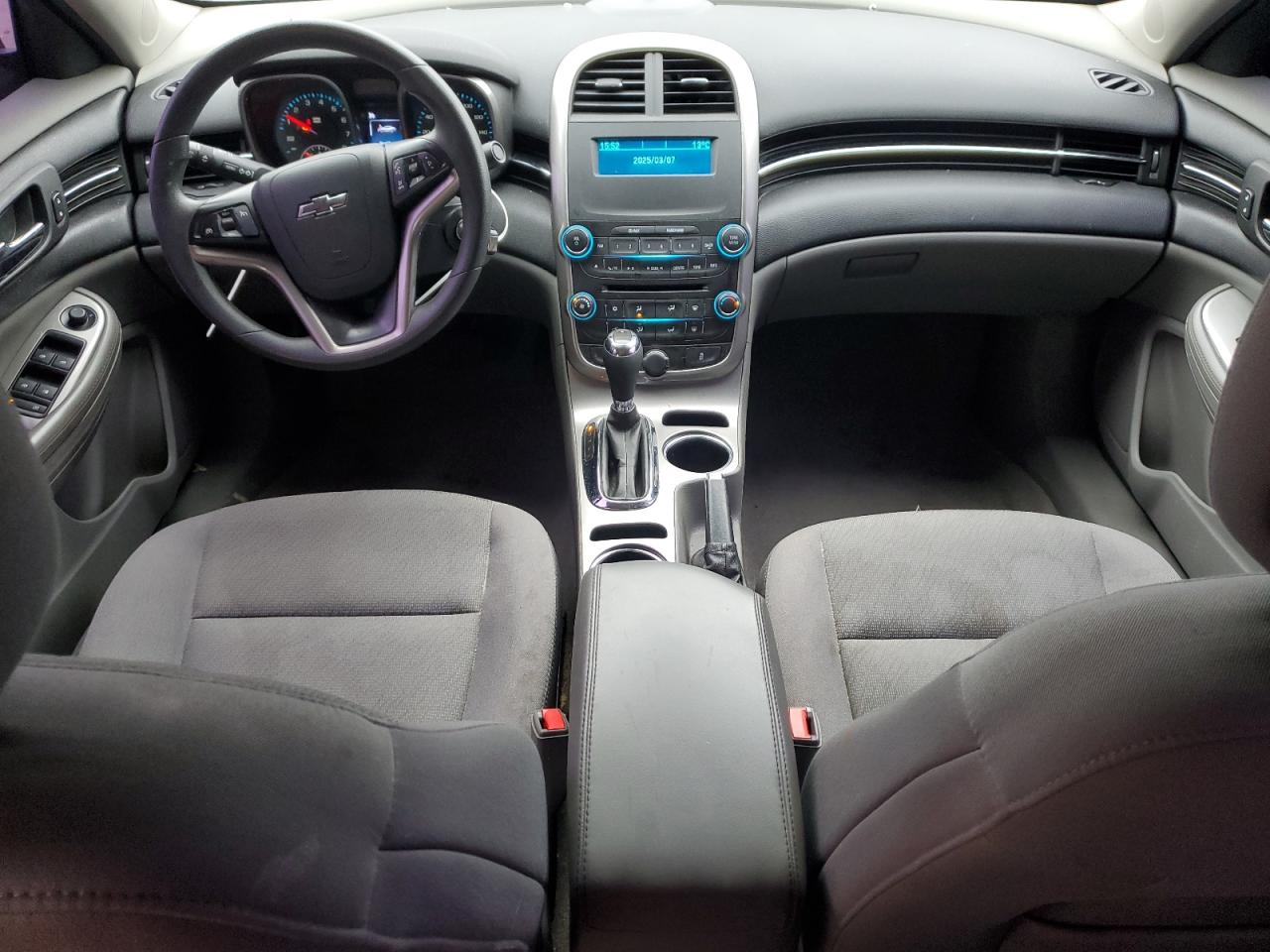 2015 Chevrolet Malibu - Image 8