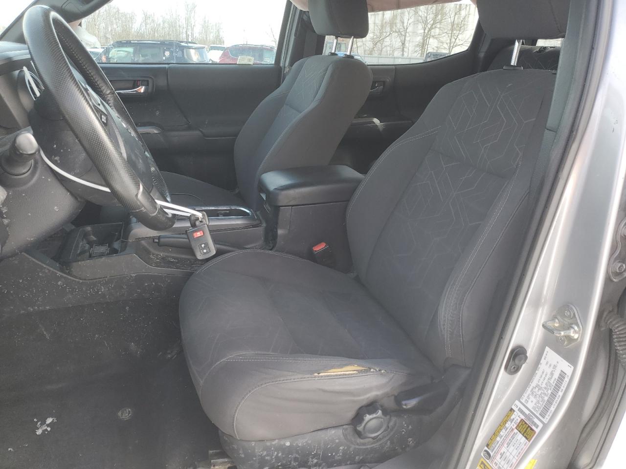 2016 Toyota Tacoma - Image 7
