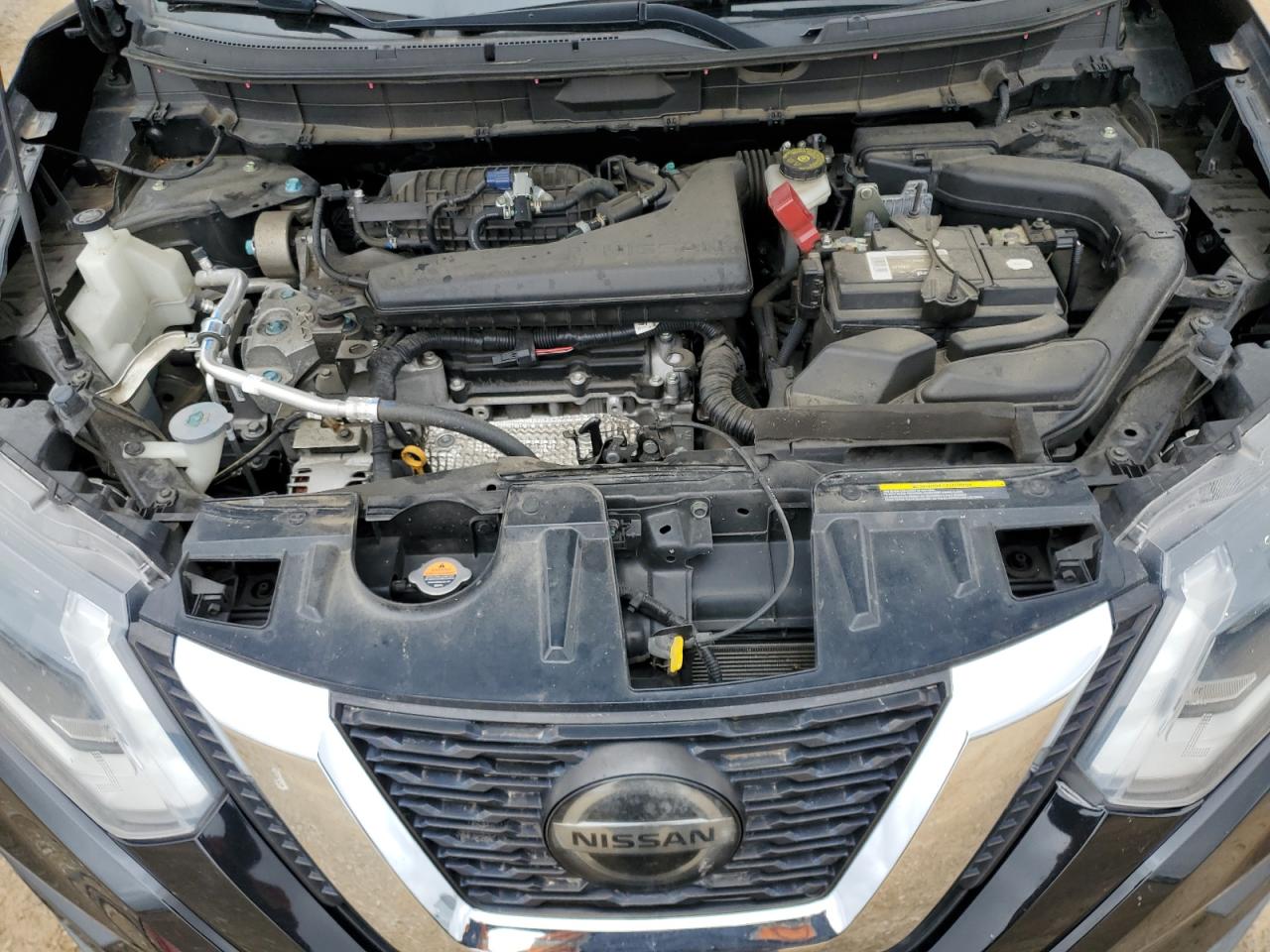 2019 Nissan Rogue - Image 11