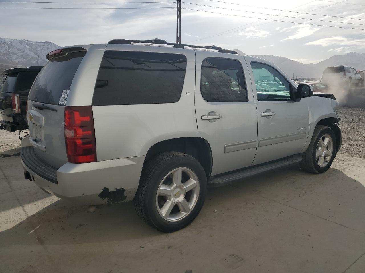 2013 Chevrolet Tahoe - Image 3
