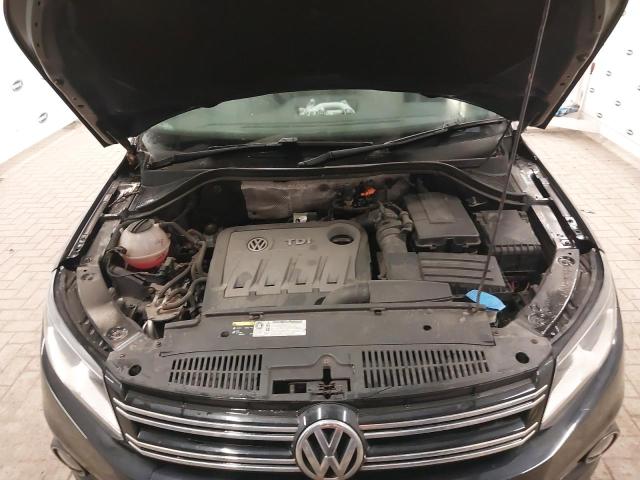 2012 VOLKSWAGEN TIGUAN SE