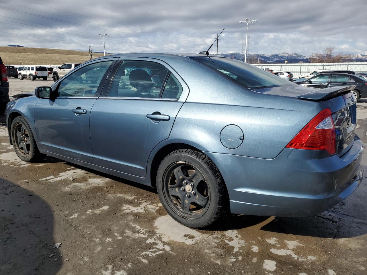 2011 Ford Fusion - Image 2