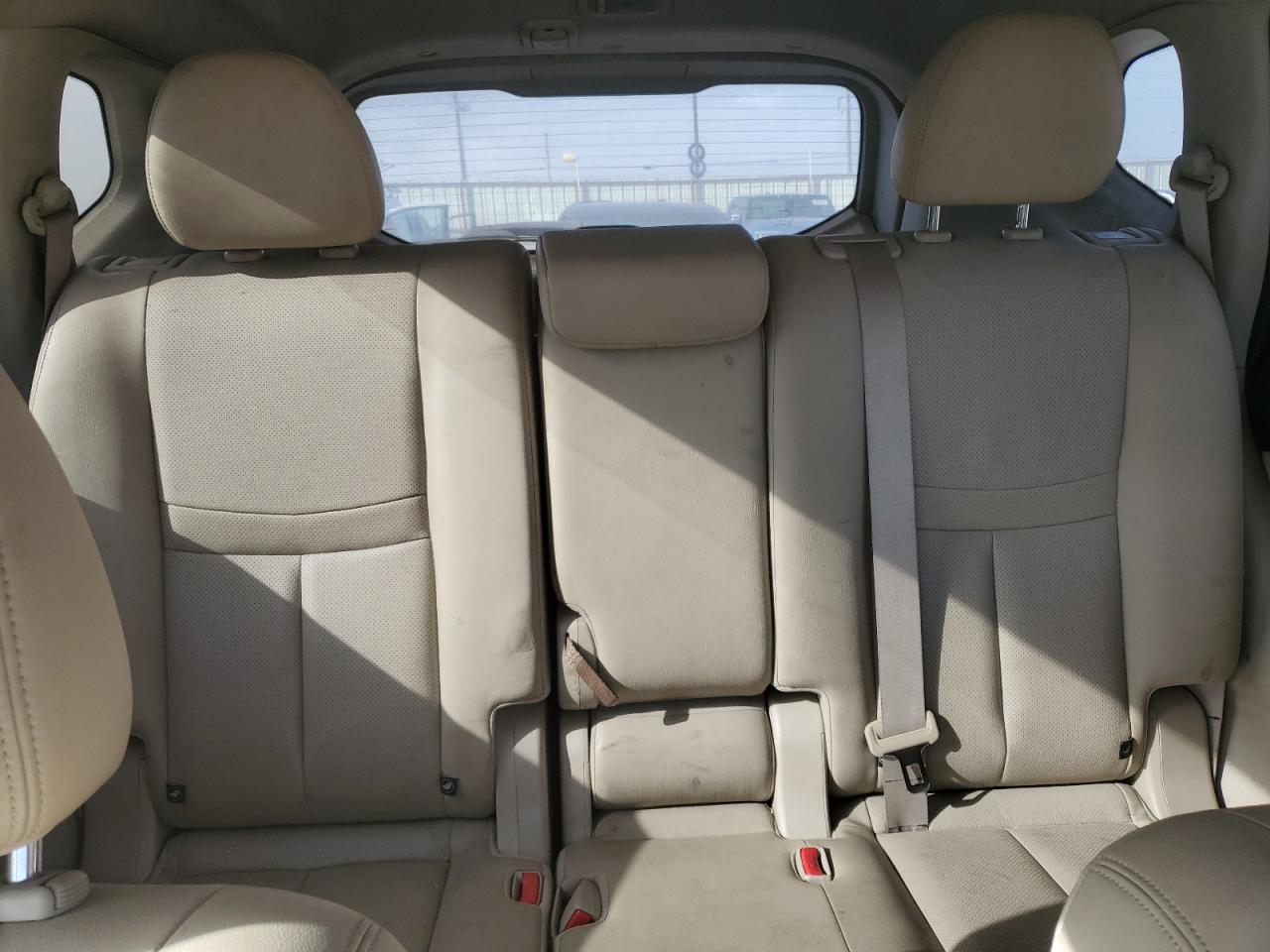 2017 Nissan Rogue - Image 10