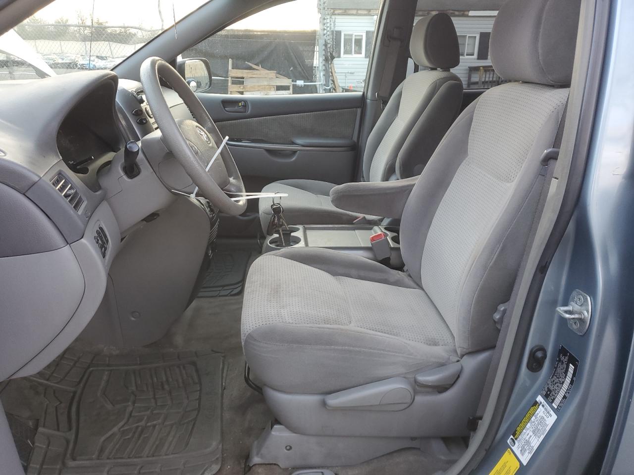2006 Toyota Sienna - Image 7