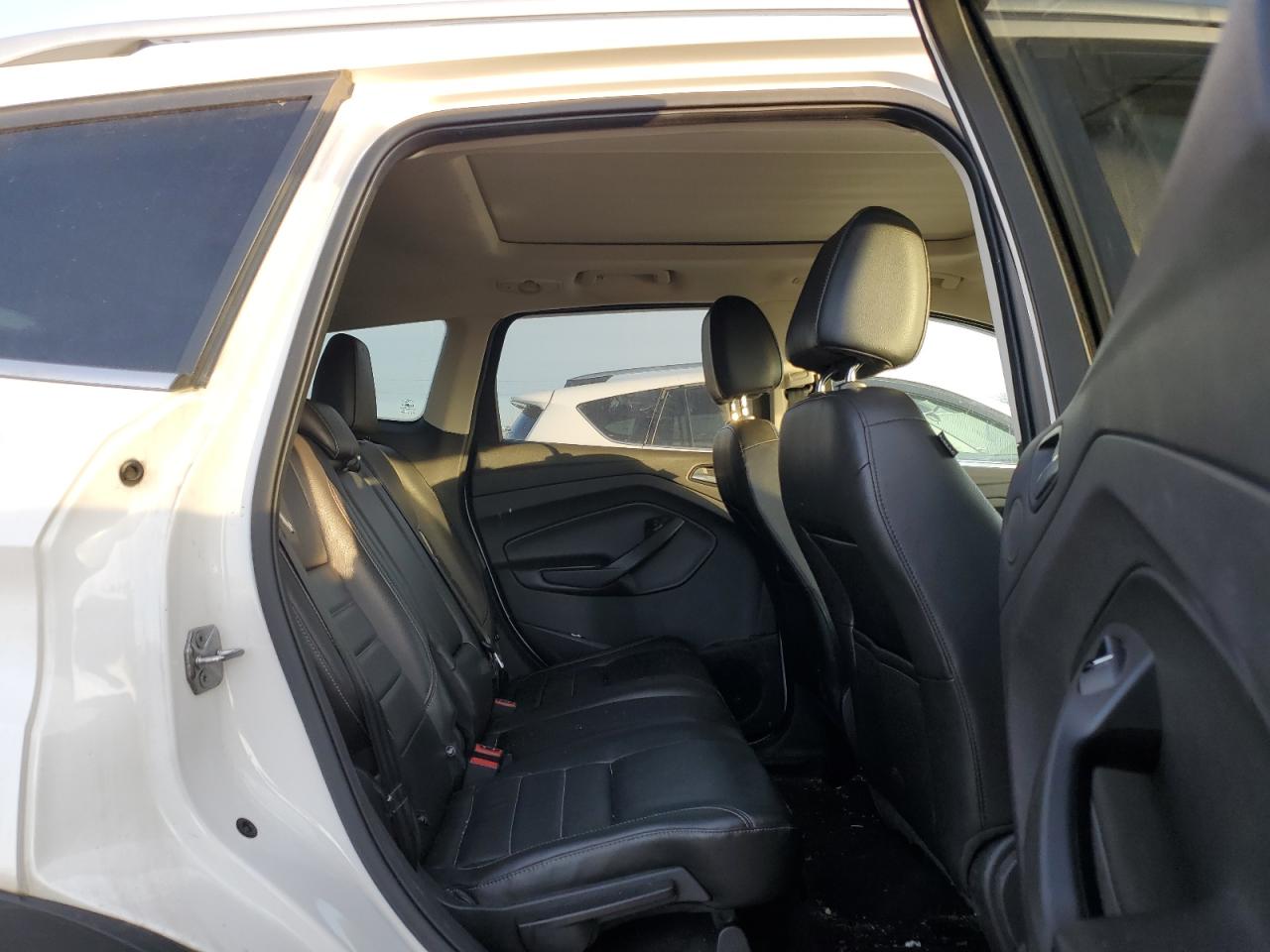 2014 Ford Escape - Image 11