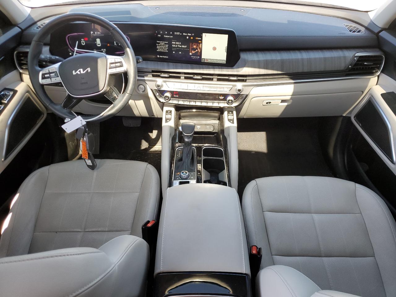 2023 Kia Telluride - Image 8