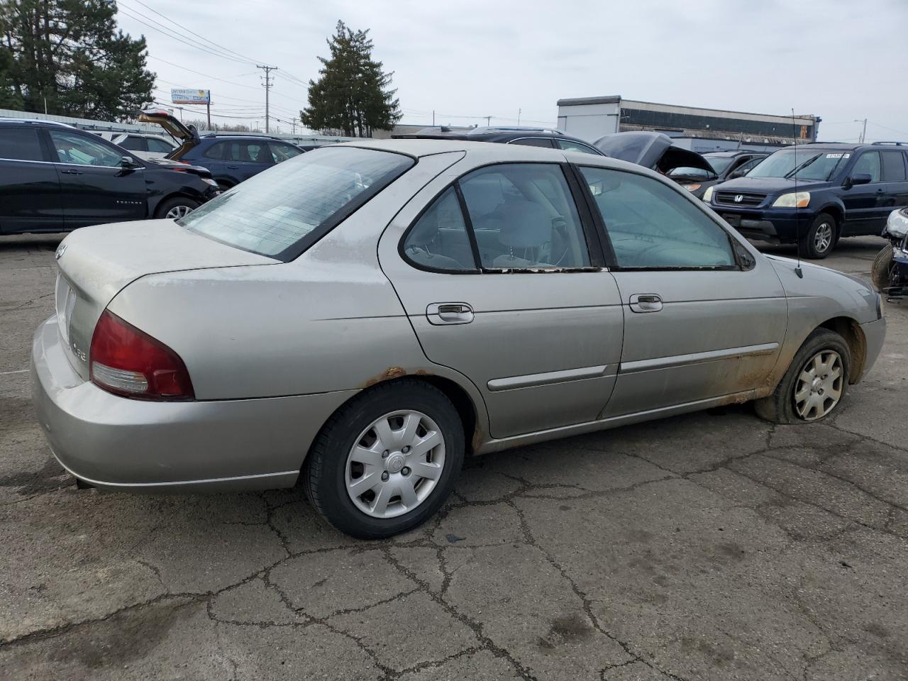 2002 Nissan Sentra - Image 3