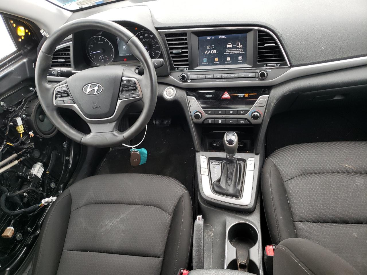 2018 Hyundai Elantra - Image 8