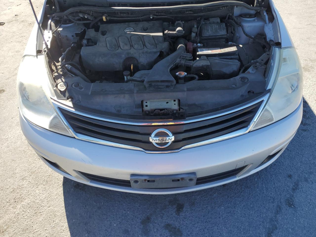 2010 Nissan Versa - Image 12
