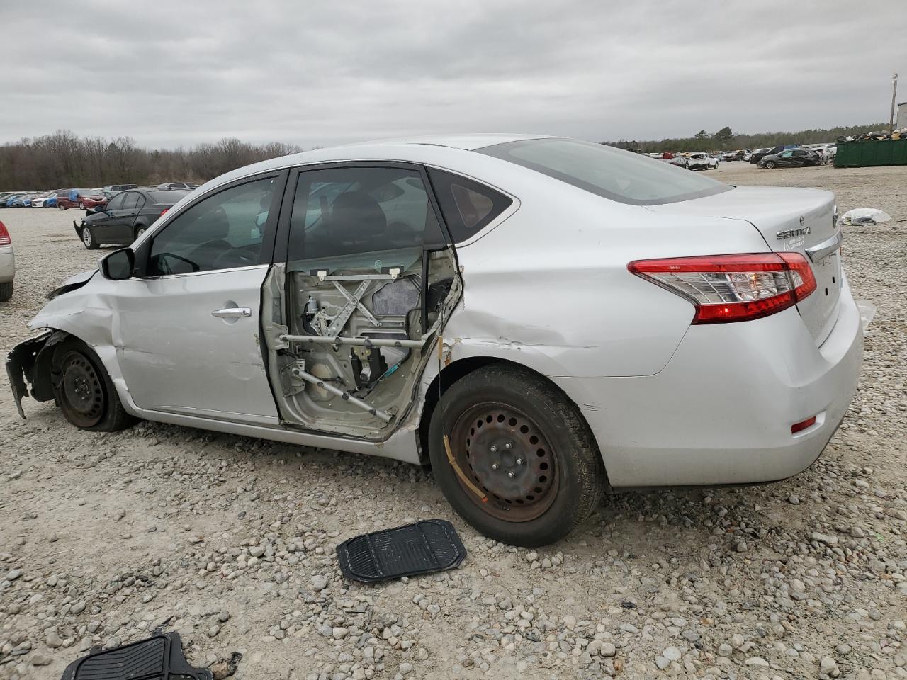 2013 Nissan Sentra - Image 2