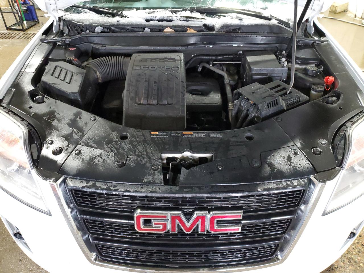 2015 GMC Terrain - Image 12