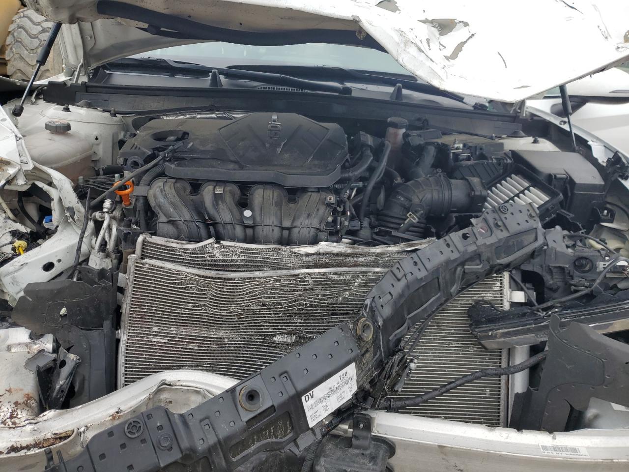 2022 Hyundai Sonata - Image 12