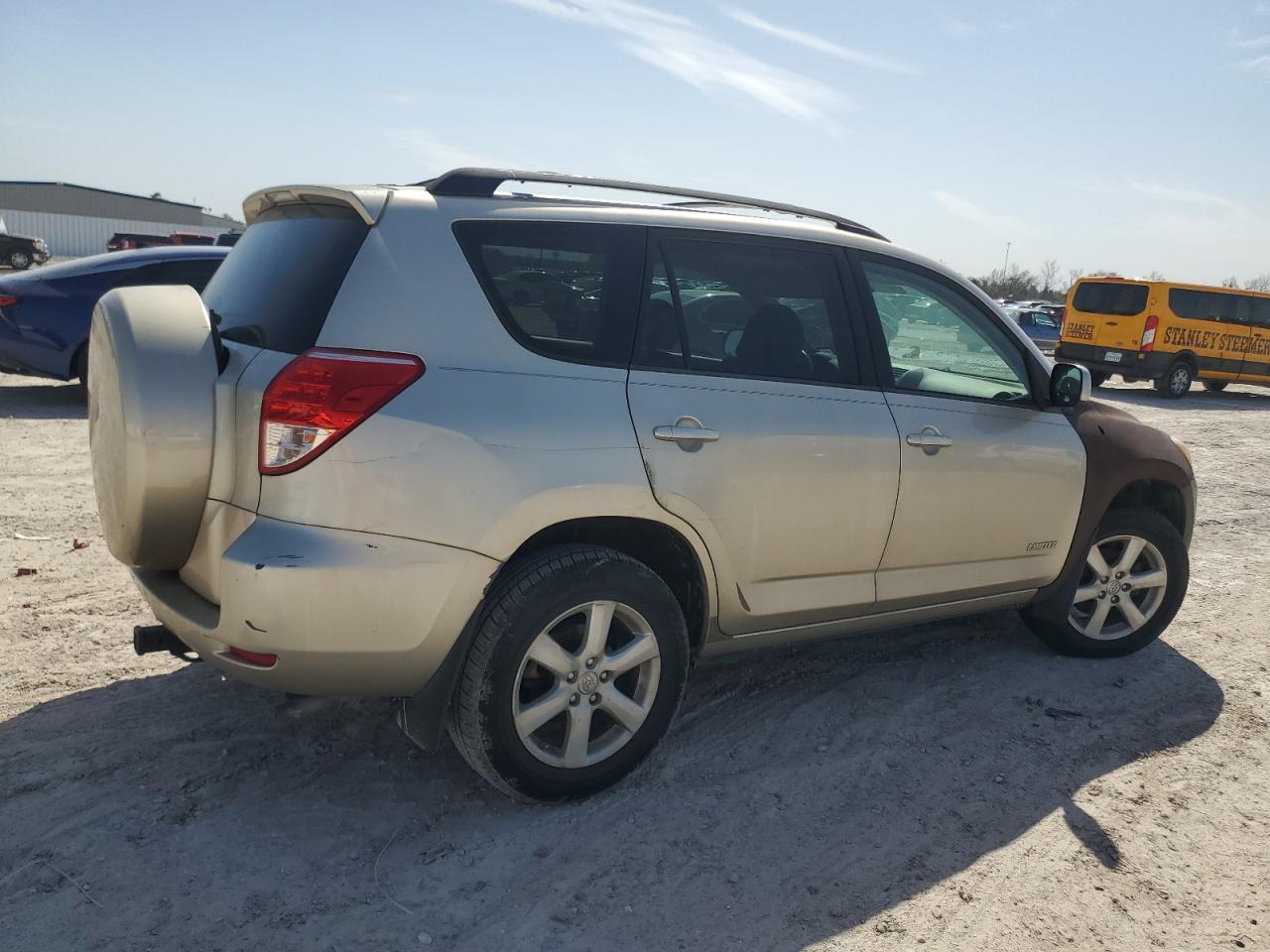 2007 Toyota RAV 4 - Image 3