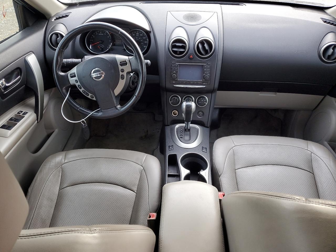 2011 Nissan Rogue - Image 8