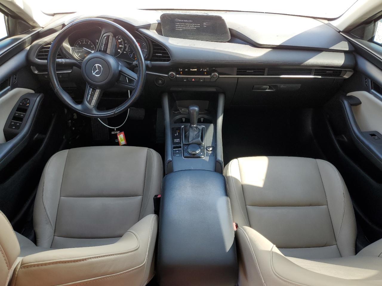 2020 Mazda 3 - Image 8