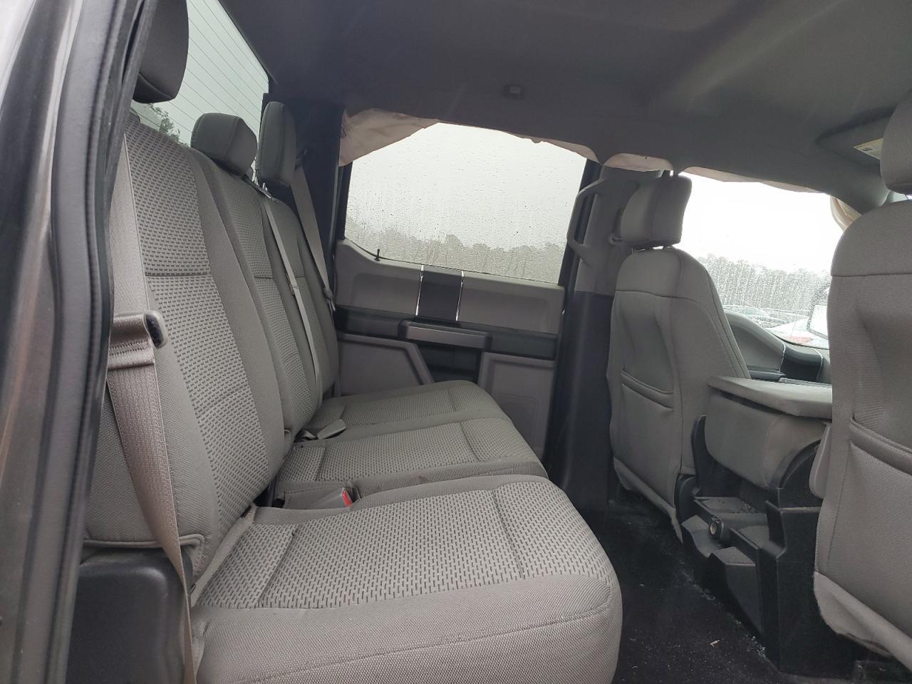 2015 Ford F-150 - Image 11