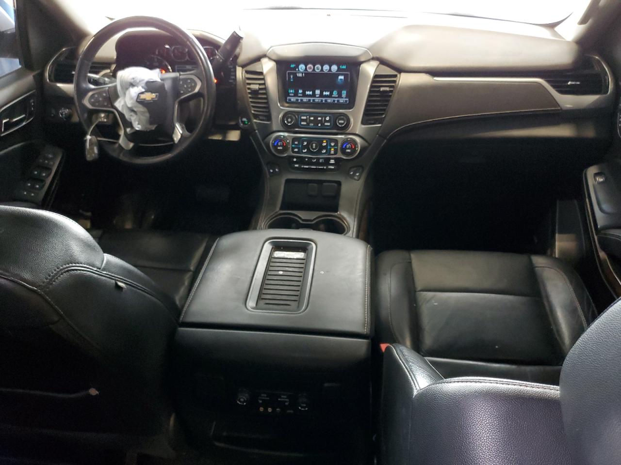 2016 Chevrolet Suburban - Image 8