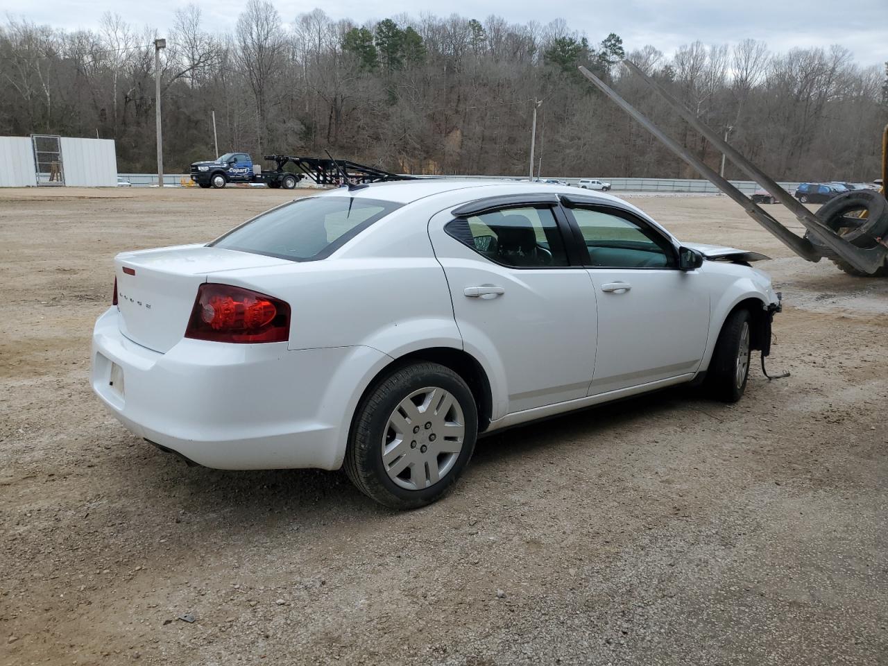 2012 Dodge Avenger - Image 3
