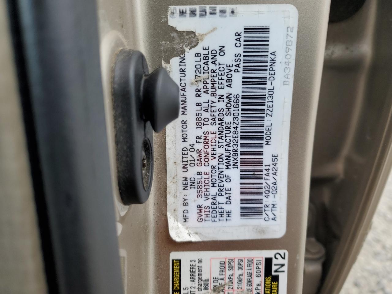 2004 Toyota Corolla - Image 12