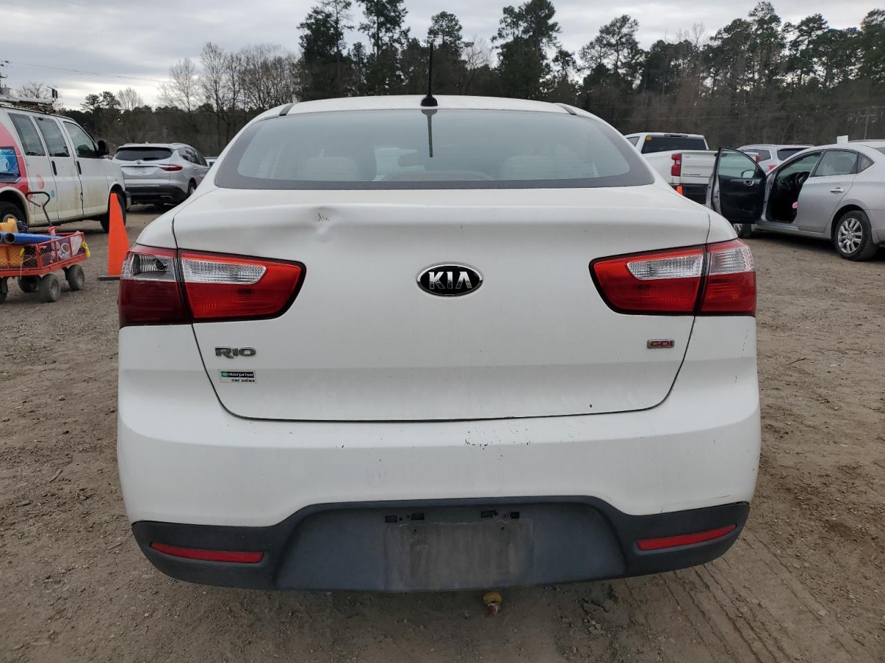 2015 Kia Rio - Image 6