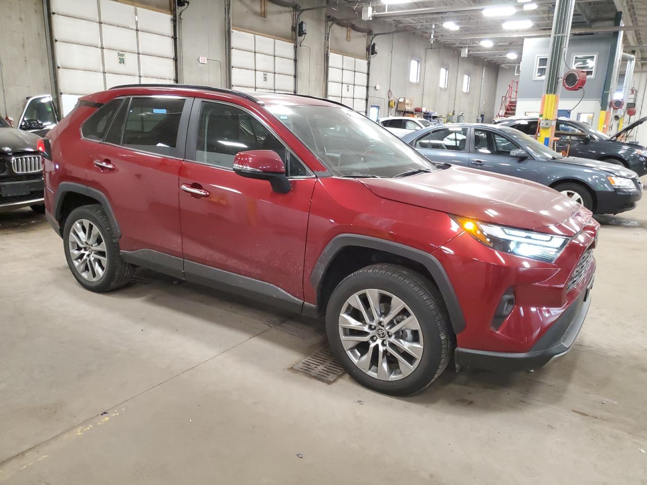 2022 Toyota RAV 4 - Image 4